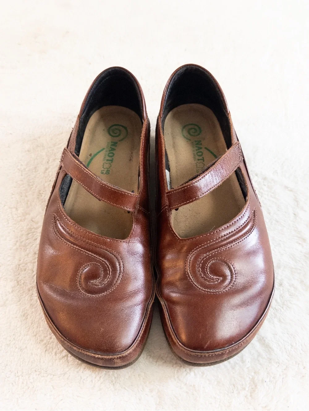 Naot Brown Leather Mary Jane Shoes Women’s Size 40 US 9/9.5 Comfort Flats